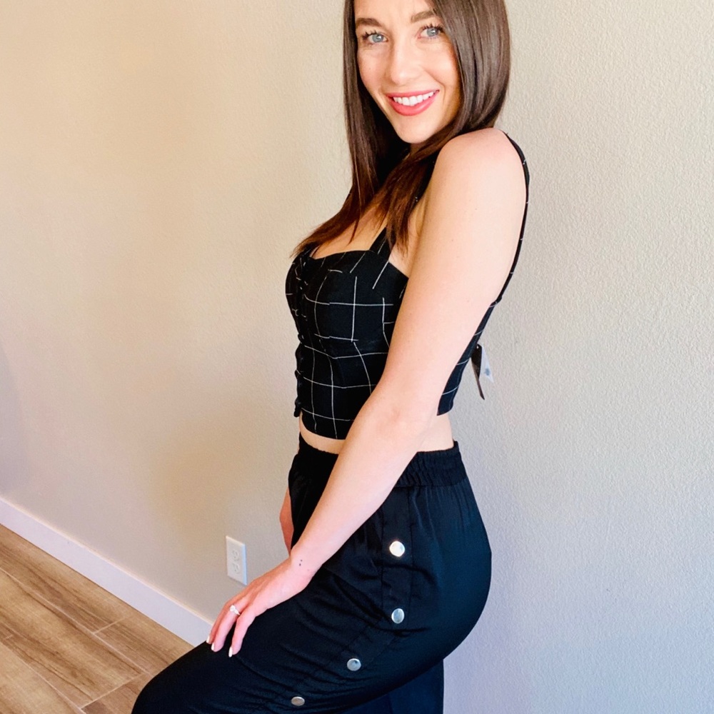 Comfortable, stylish black pants